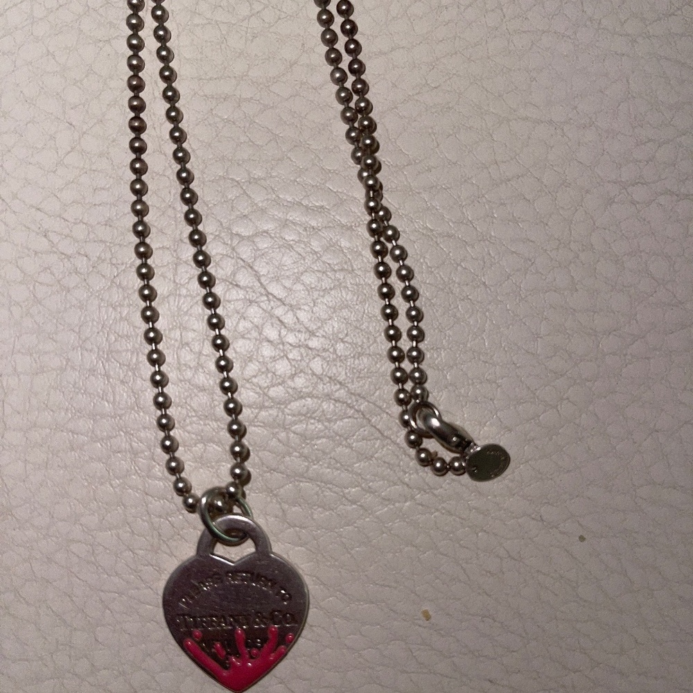COPY - Tiffany & co pink drip